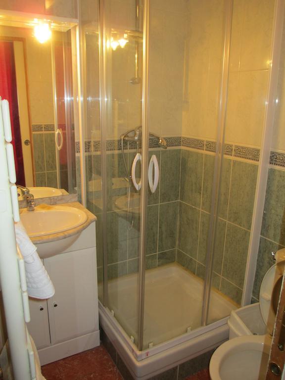 Central Hotel Paryż Pokój zdjęcie